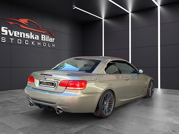 BMW 335i 7 of 15
