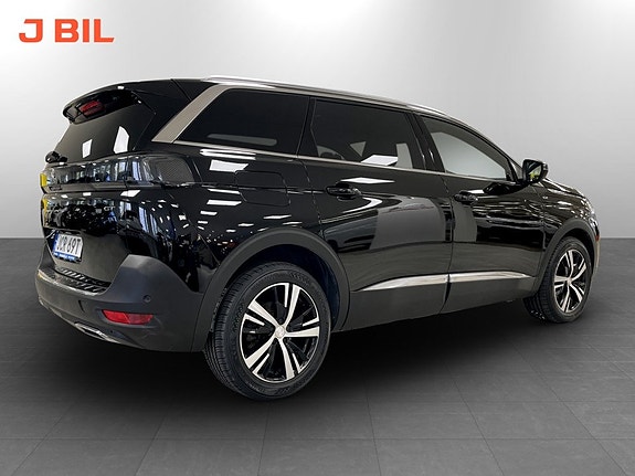 Peugeot 5008 3 of 16