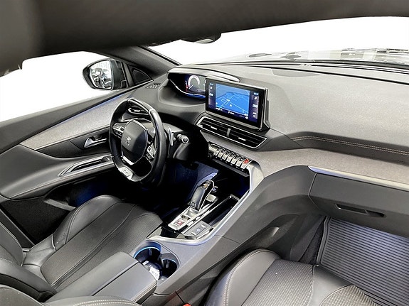 Peugeot 5008 12 of 16