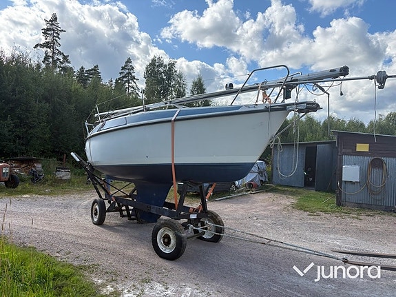 Segelbåt - Med trailer 7 of 30