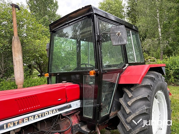 Traktor Case IH 844 20 of 30