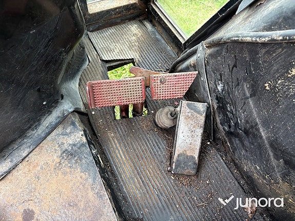 Traktor Case IH 844 15 of 30