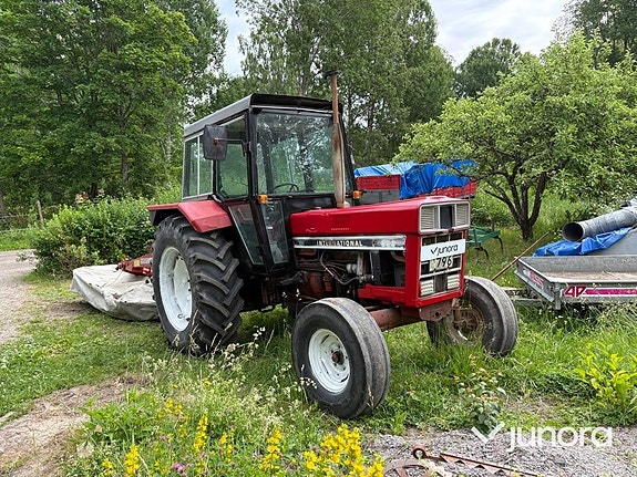 Traktor Case IH 844 7 of 30