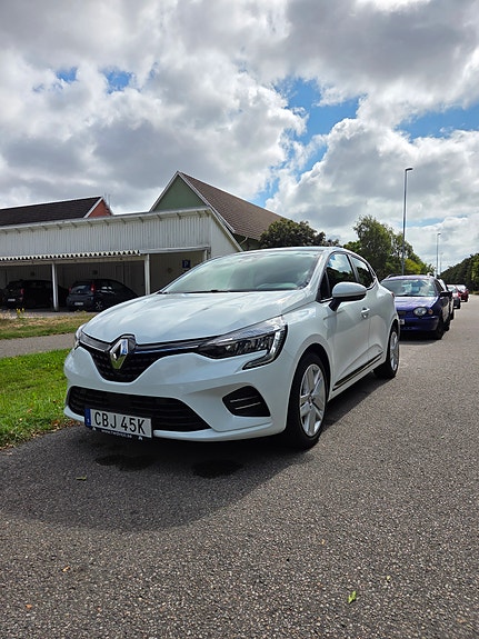 Renault Clio 4 of 9