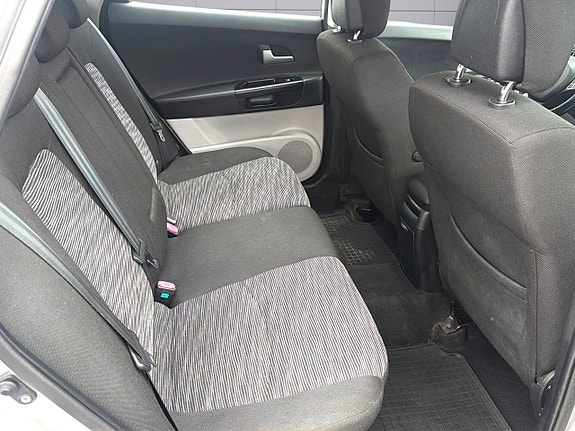 Kia Ceed 11 of 12