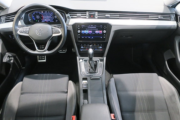 Volkswagen Passat Alltrack 6 of 14