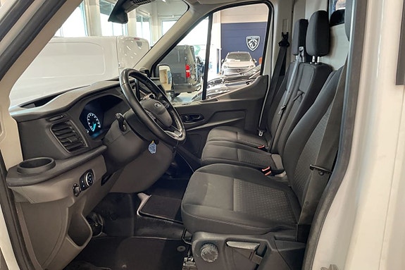 Ford Transit 7 of 17
