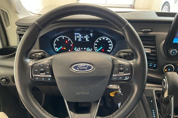 Ford Transit 8 of 17