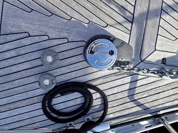 Hallberg-Rassy 31 Mk I 7 of 30