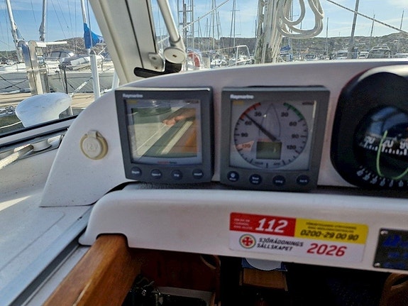 Hallberg-Rassy 31 Mk I 14 of 30