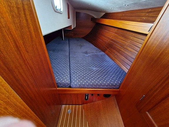 Hallberg-Rassy 31 Mk I 30 of 30