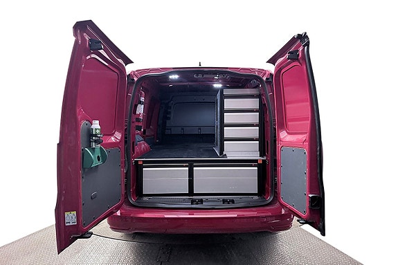 Volkswagen Caddy Maxi 8 of 30