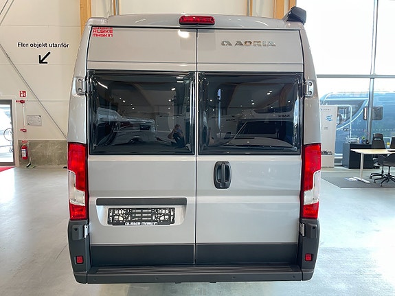 Adria Twin SELECT 640 SLB / Automat 140hk / Truma Diesel / B-kort / Långbädd / 3 of 25