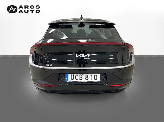 Kia EV6 5 of 14