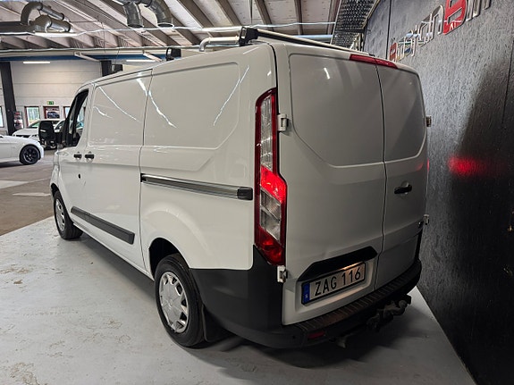Ford Transit Custom 3 of 18