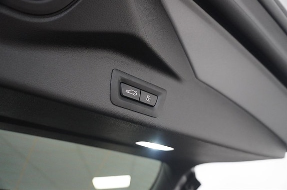 BMW X5 11 of 25