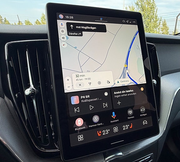 Volvo XC60 18 of 30