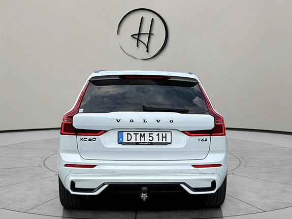 Volvo XC60 4 of 30