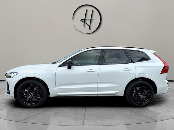 Volvo XC60 5 of 30