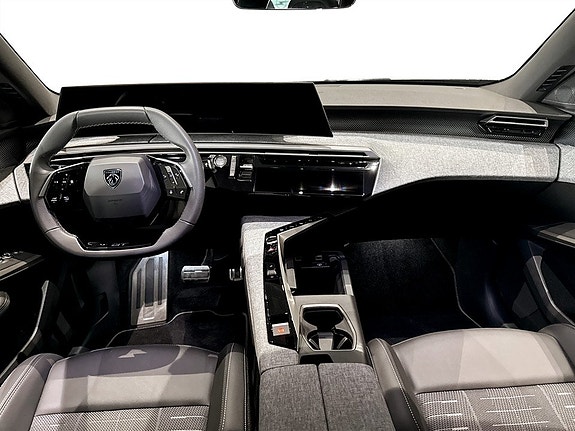 Peugeot 5008 7 of 16