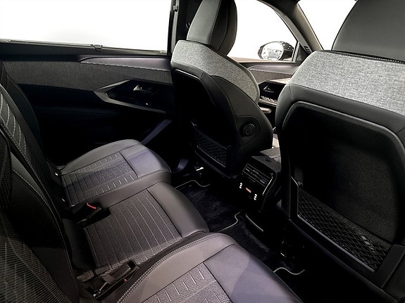 Peugeot 5008 13 of 16