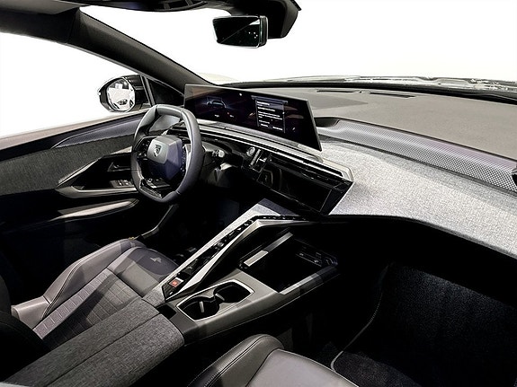 Peugeot 5008 12 of 16