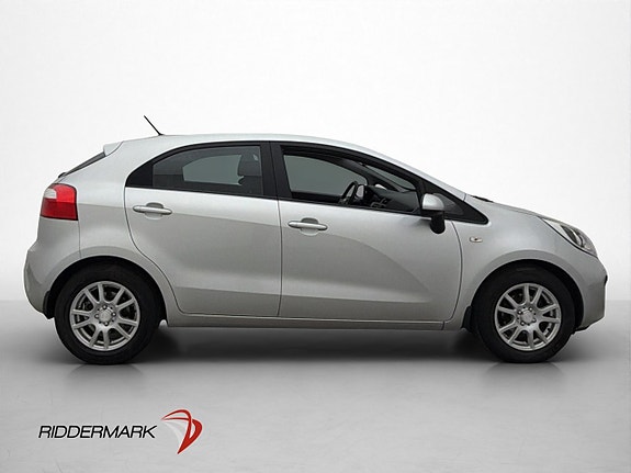 Kia Rio 9 of 25