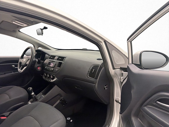 Kia Rio 19 of 25