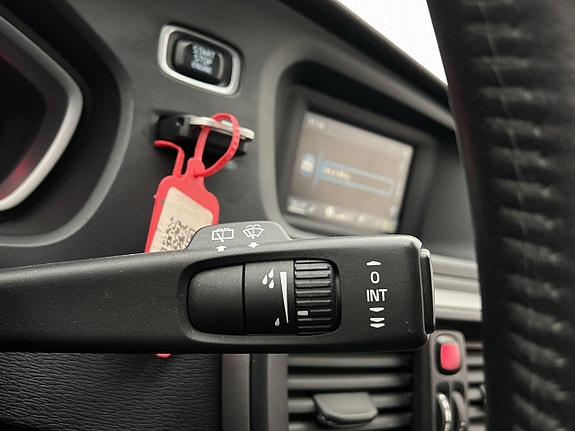 Volvo V40 21 of 27