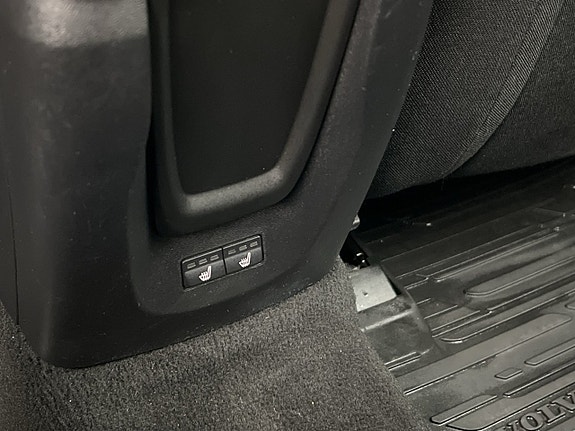 Volvo V40 16 of 27
