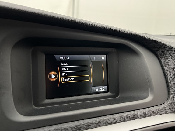 Volvo V40 22 of 27