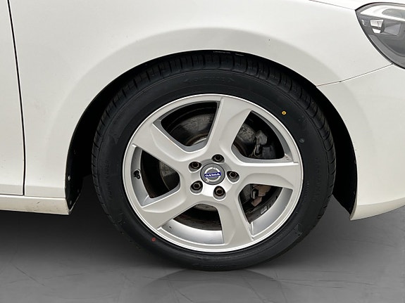 Volvo V40 27 of 27
