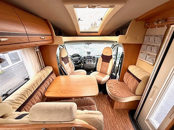 Bürstner Solano 727 17 of 20