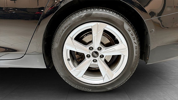 Audi A6 6 of 14