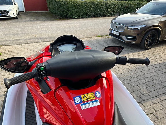 Kawasaki ULTRA LX-12 5 of 6