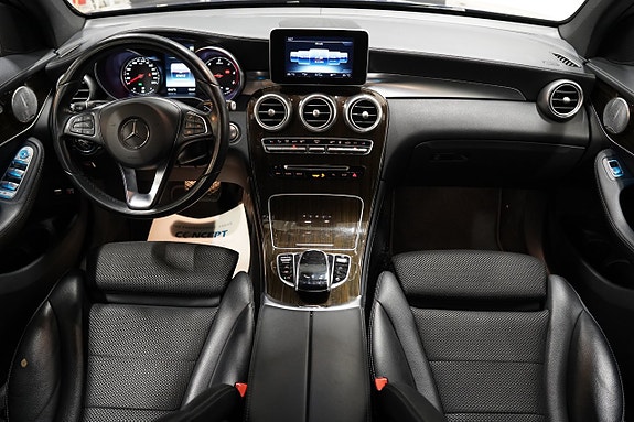 Mercedes-Benz GLC220 d 11 of 23