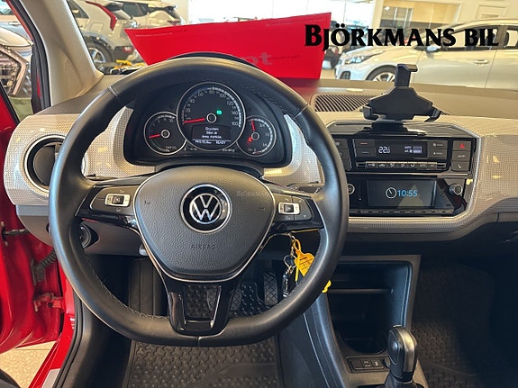 Volkswagen e-Up! 10 of 14