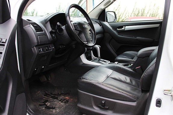 Isuzu D-max 3 of 7