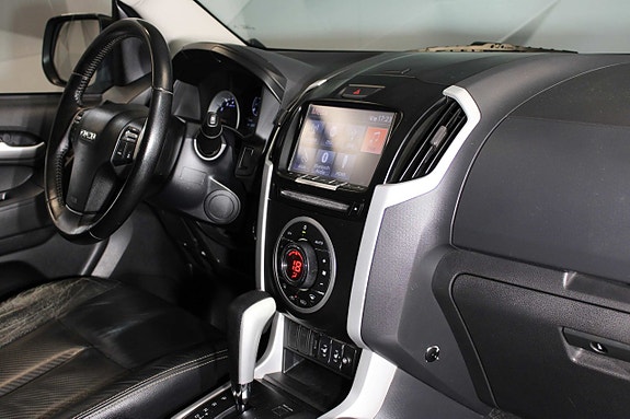 Isuzu D-max 23 of 27
