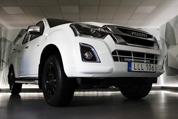 Isuzu D-max 6 of 27