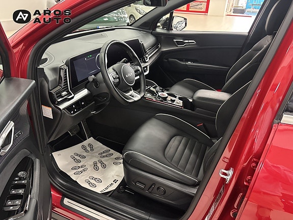 Kia Sportage 10 of 13