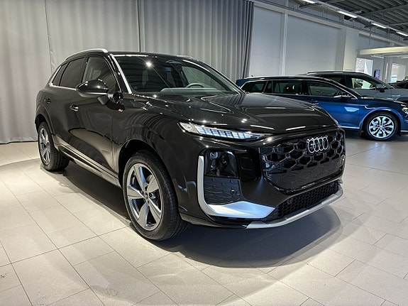 Audi Q3 5 of 21