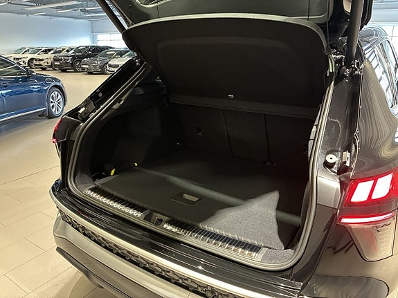 Audi Q3 12 of 21