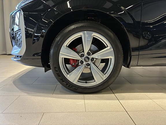 Audi Q3 7 of 21