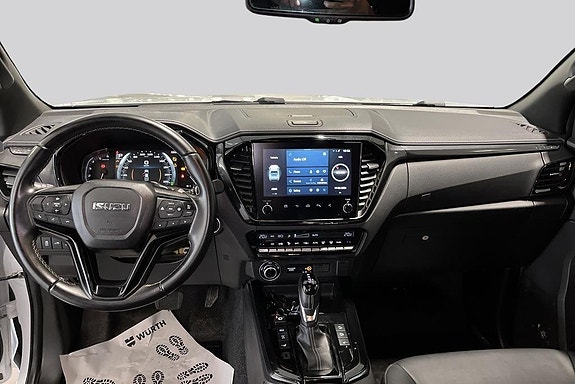 Isuzu D-max 10 of 14