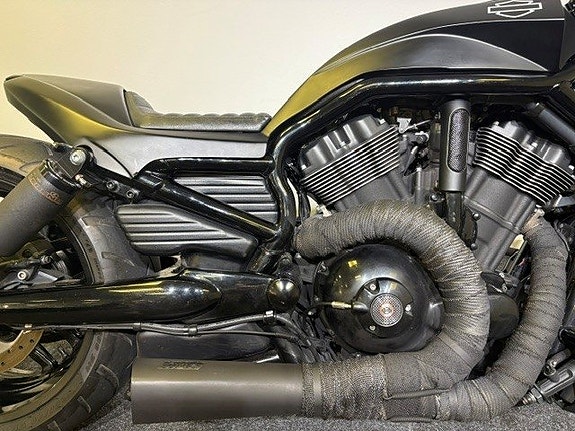 Harley-Davidson NIGHT ROD Custom / Luftfjädring VRSCDX / PRISSÄNKT 12 of 12