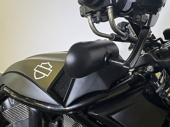 Harley-Davidson NIGHT ROD Custom / Luftfjädring VRSCDX / PRISSÄNKT 5 of 12