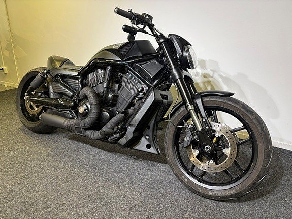 Harley-Davidson NIGHT ROD Custom / Luftfjädring VRSCDX / PRISSÄNKT 2 of 12