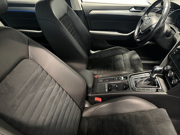 Volkswagen Passat 10 of 22