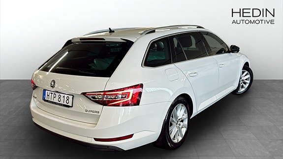 Skoda Superb 2 of 12